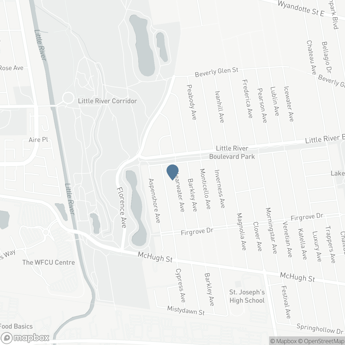 1307 CLEARWATER, Windsor, Ontario N8P 0E9